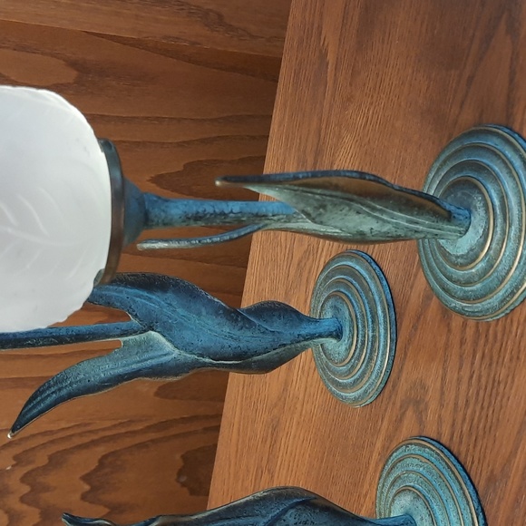 VTG Frosted Glass Tulip Optical Patina Votive Candle Set - Picture 4 of 5